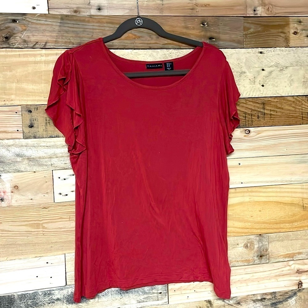 Tahari size XL rust color ruffle sleeve short viscose/spandex t-shirt